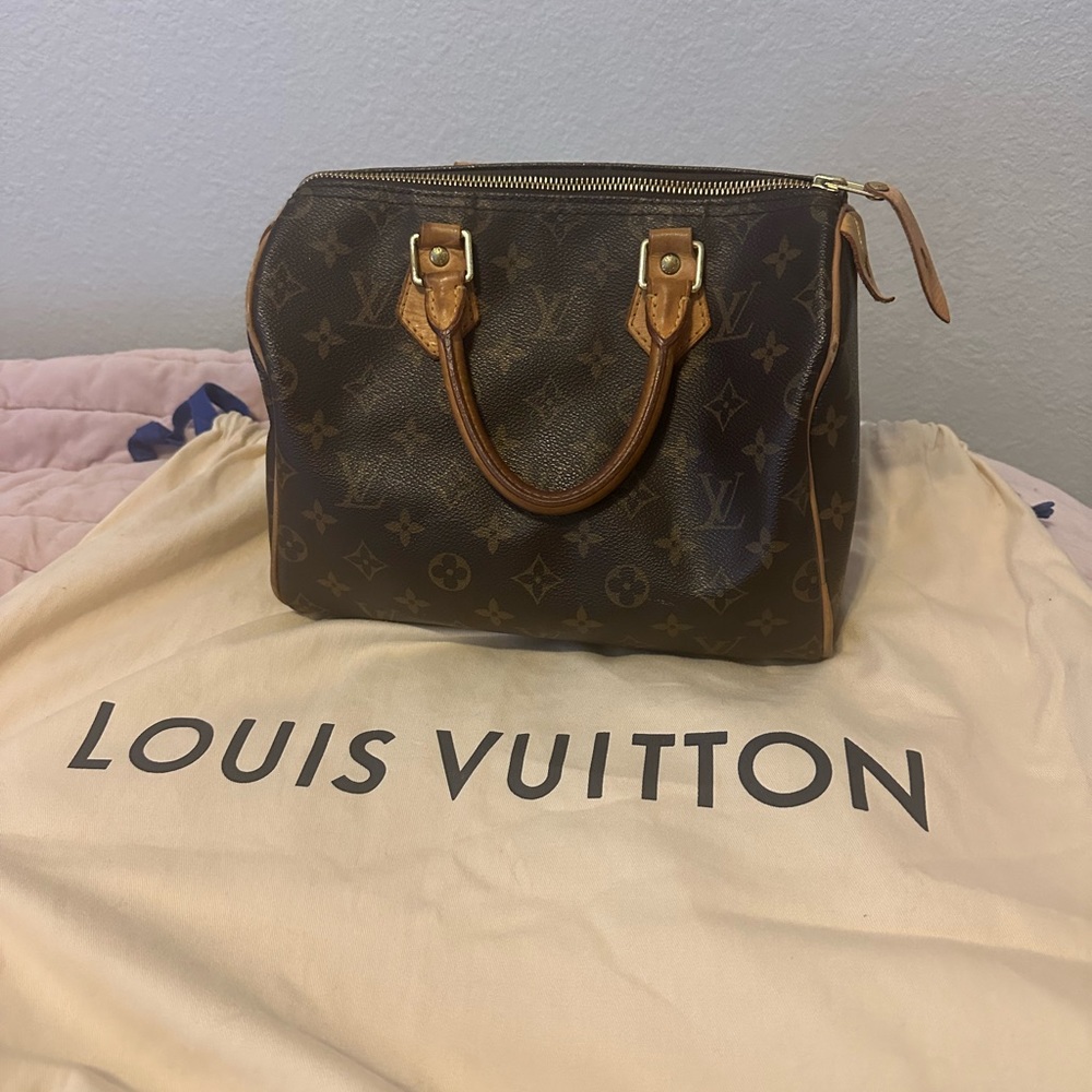 Louis Vuitton Monogram Speedy 25 Crossbody Handbag Gem